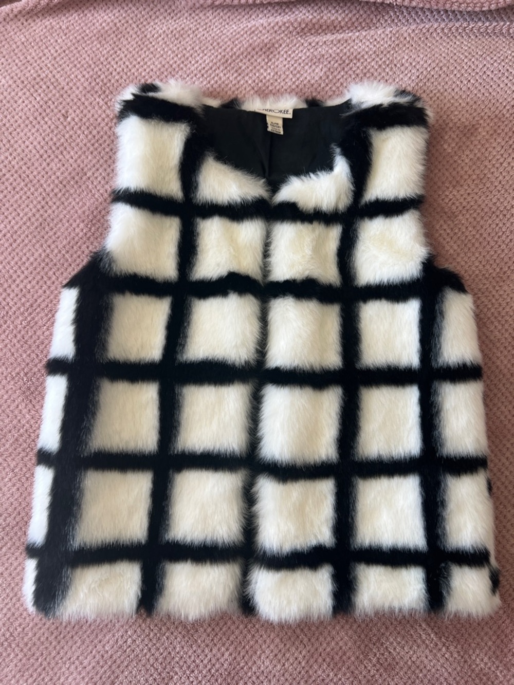 Cherokee Girls White & Black Faux Fur Vest Sz: L/G (10/12)
